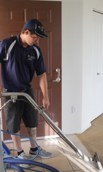 Carpet cleaning technician photo